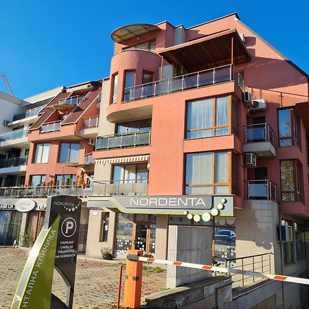 Черно море Бриз Апартамент Варна Екстериор снимка